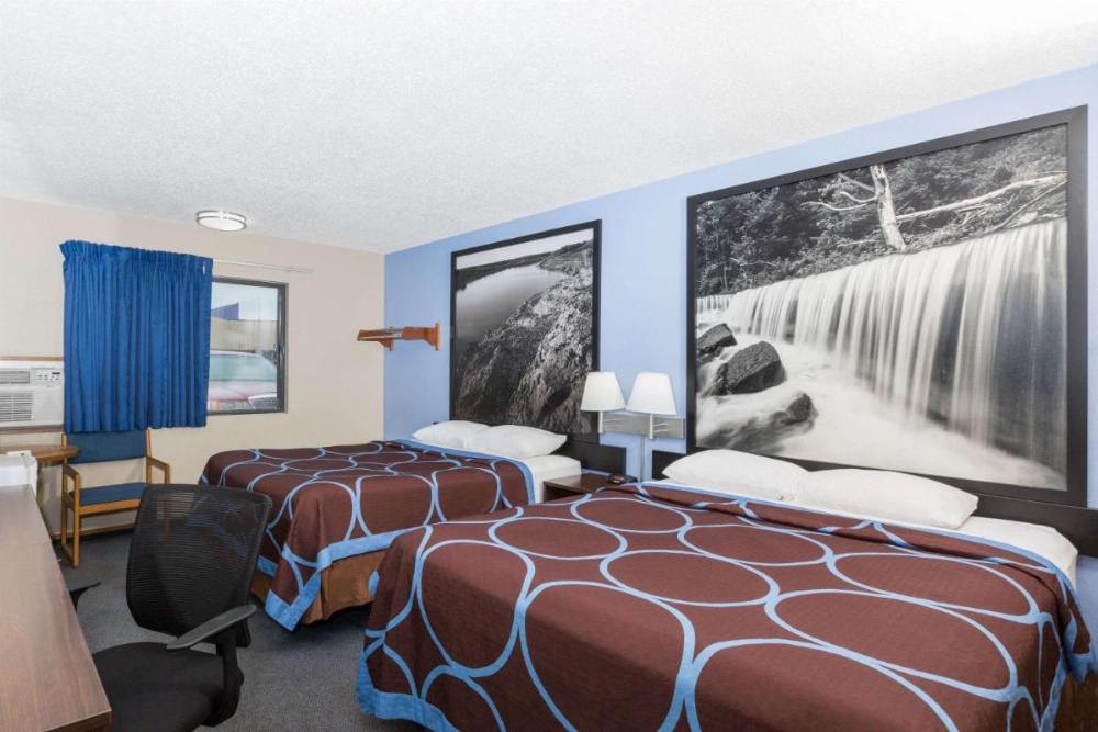 Super 8 by Wyndham Manhattan KS Image 33